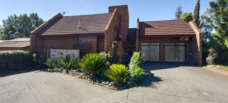 5 Bedroom Property for Sale in Kuruman Northern Cape